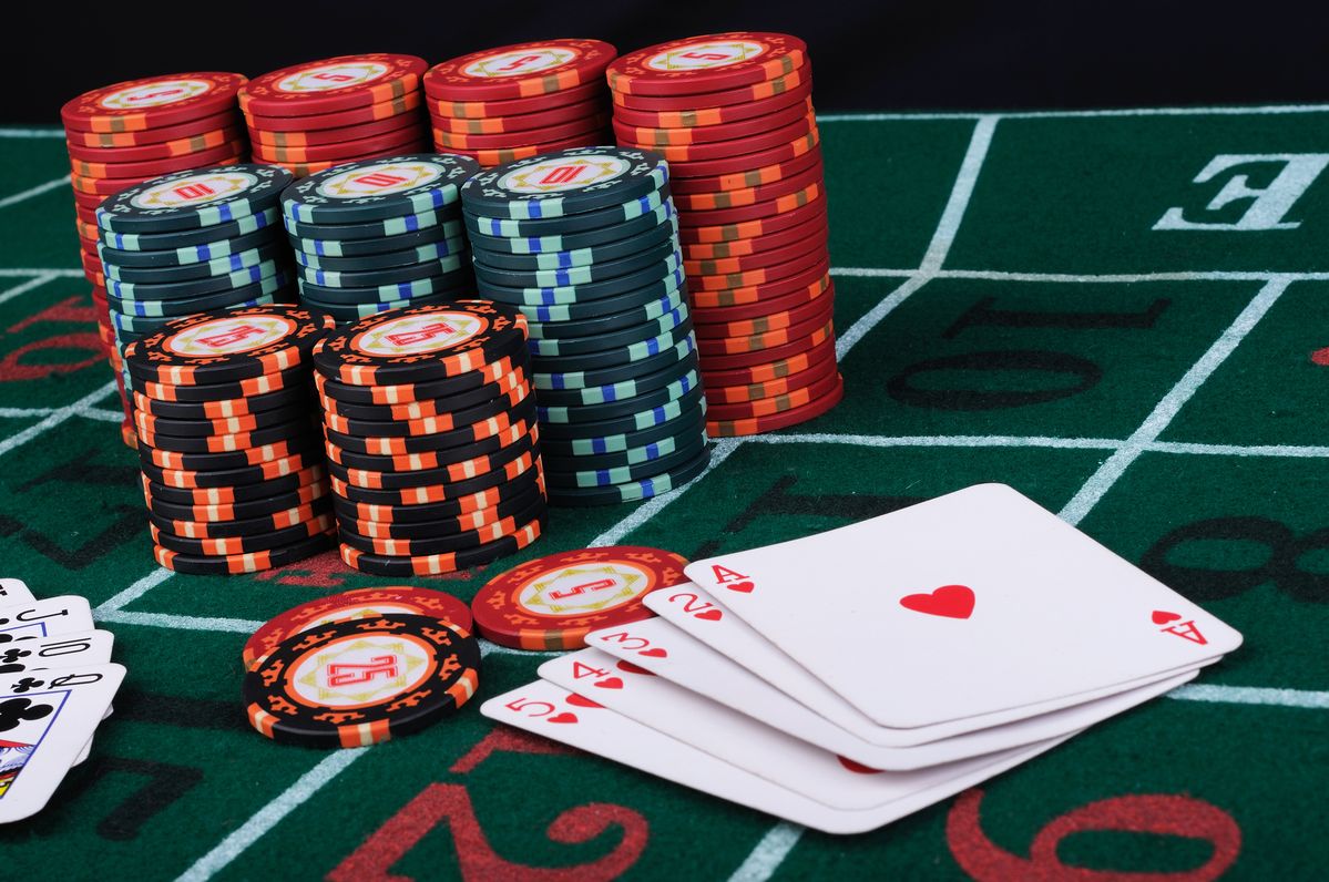 Casino Hotel کھلاڑیوں کے لیے لائیو کیسینو سیکشن